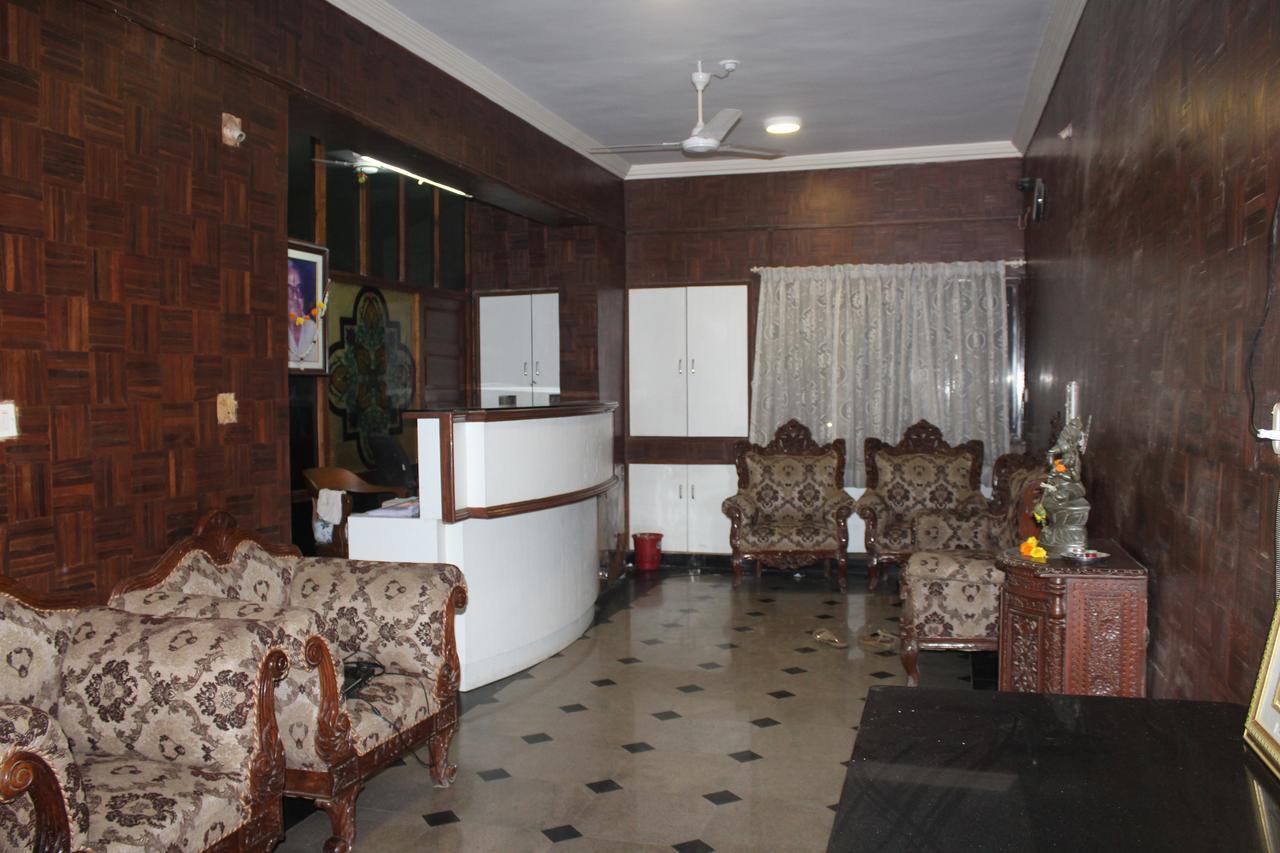 Royale Inn Vapi Kültér fotó