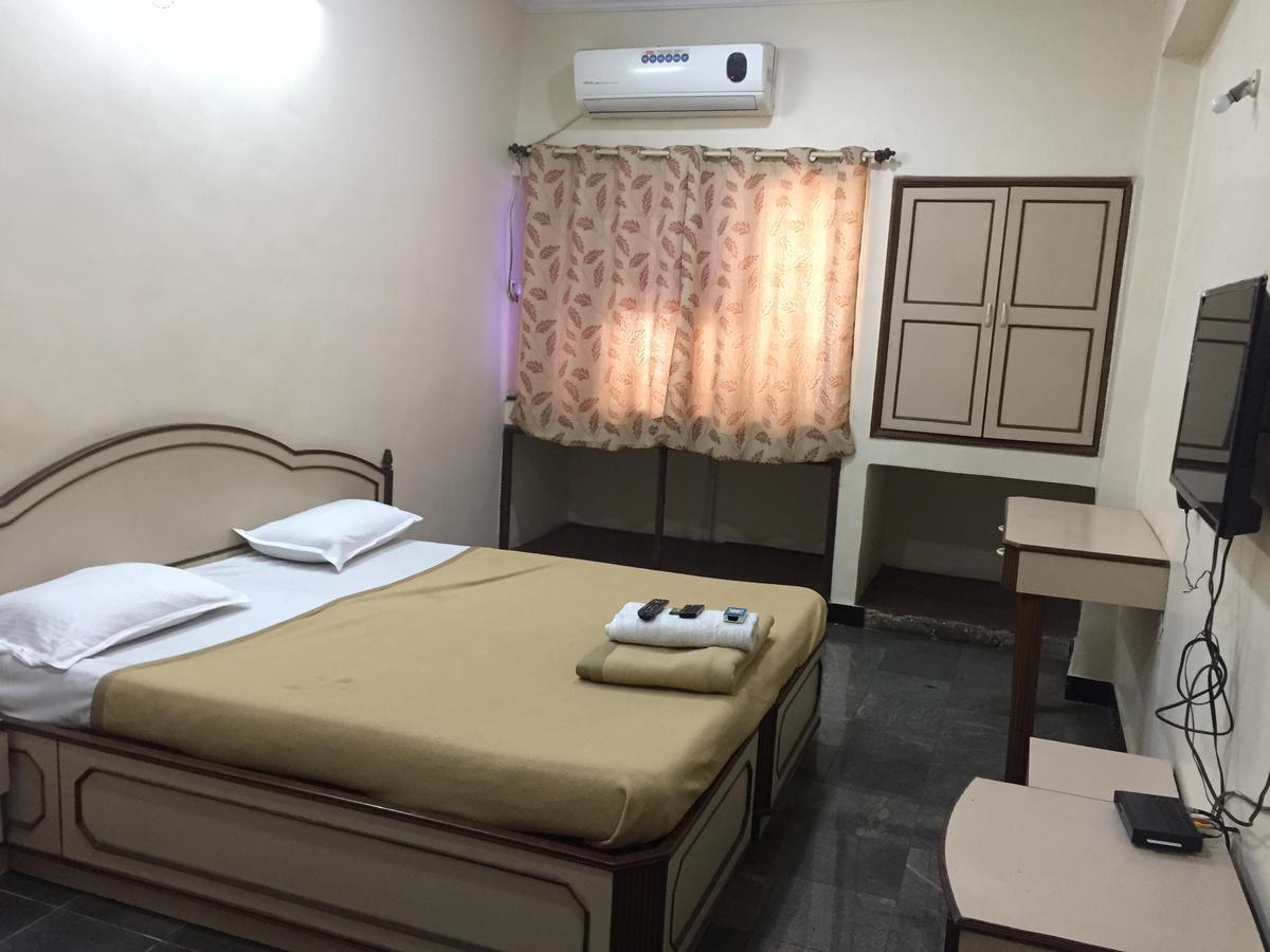 Royale Inn Vapi Kültér fotó