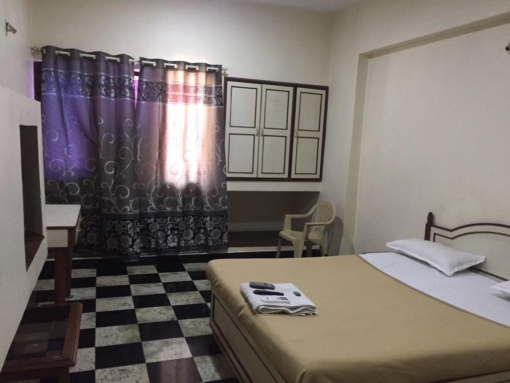 Royale Inn Vapi Kültér fotó